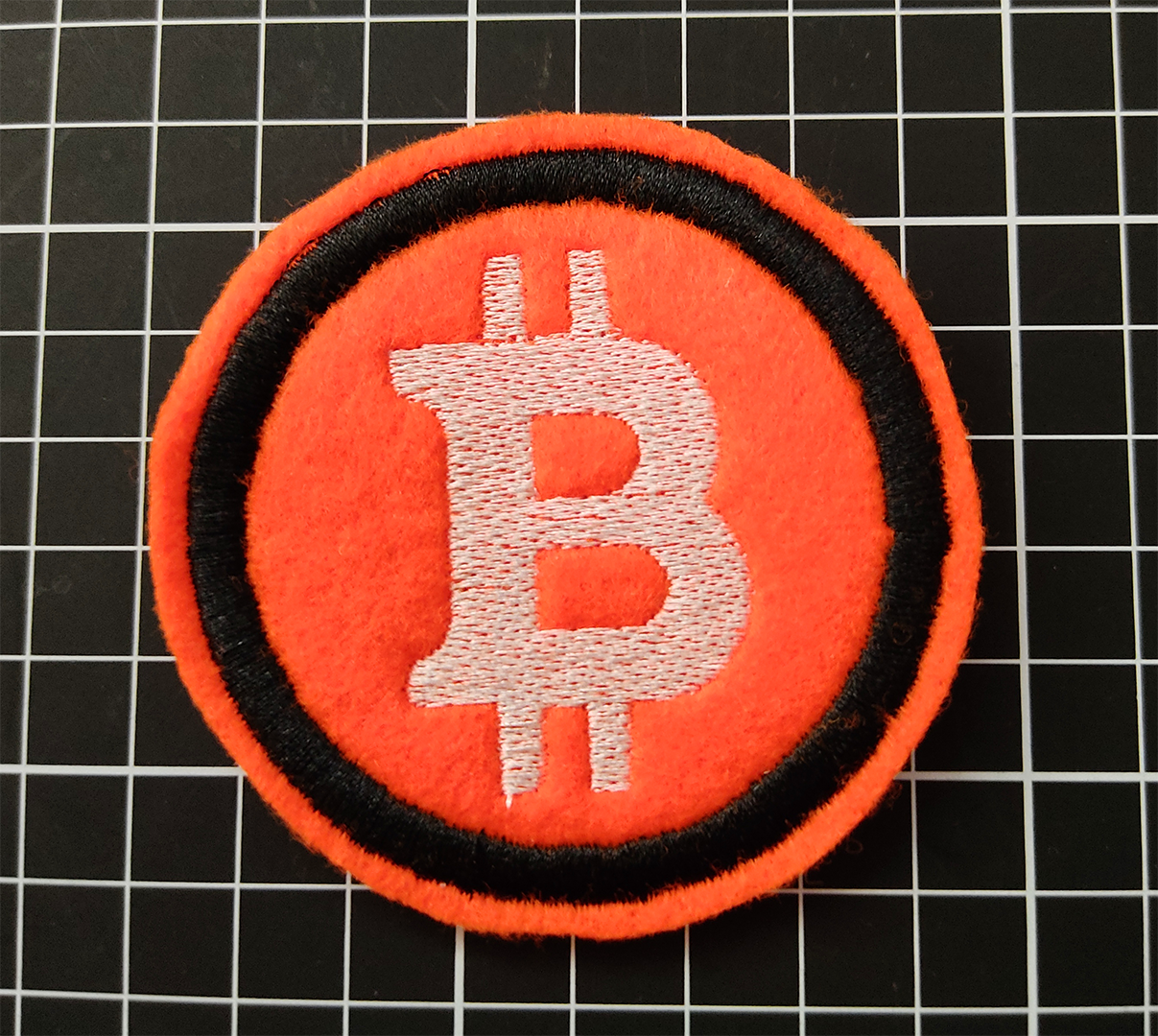 Bitcoin Logo als runder Aufnäher zum annähen